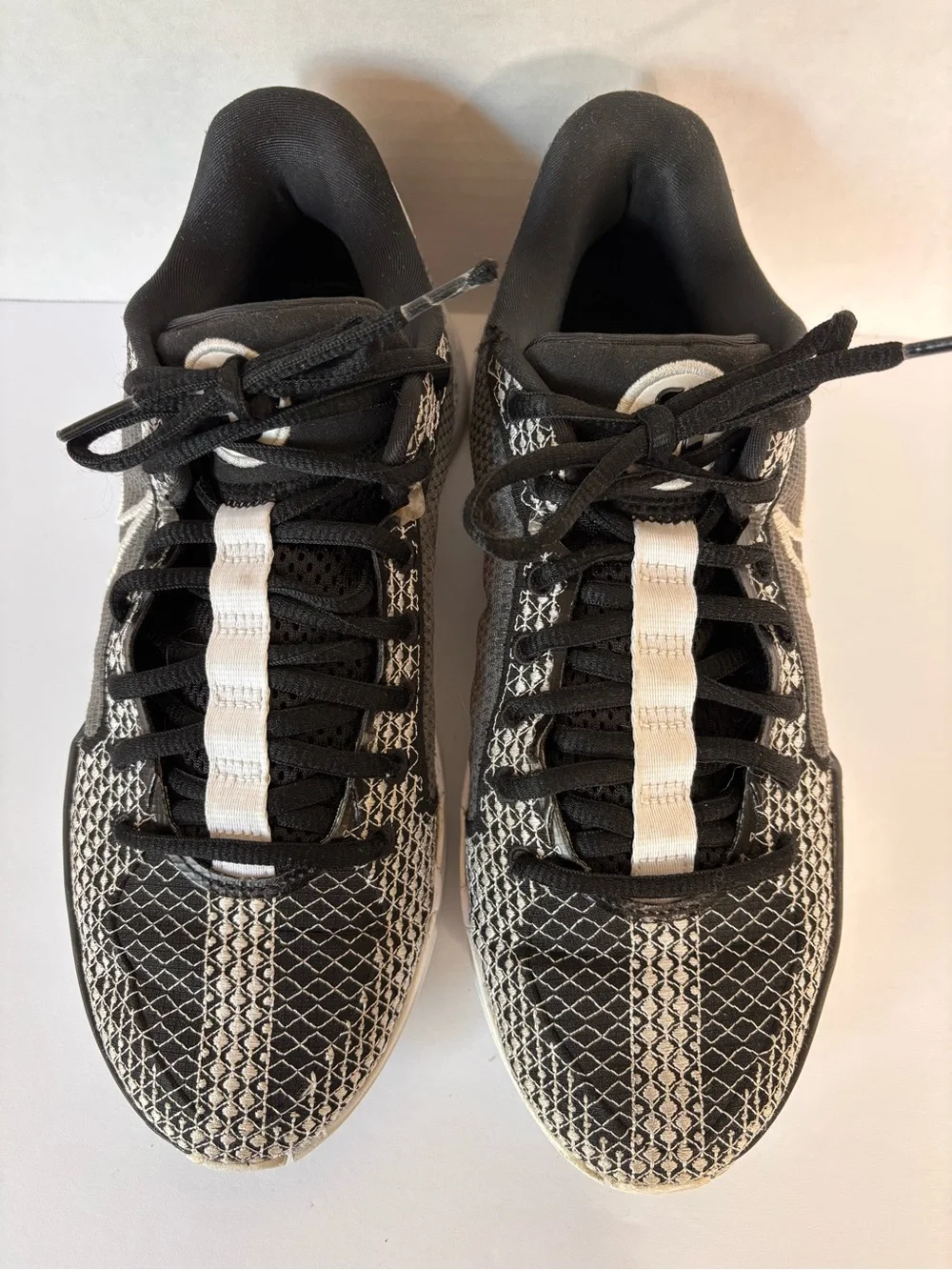 Nike Sabrina 1TB Low Top Women's Black and White Basketball Athletic Sneakers - Picture 1 of 7